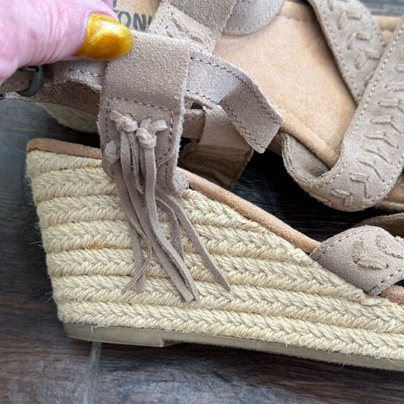 Minnetonka Naomi fringed sandals - Picture 5 of 7